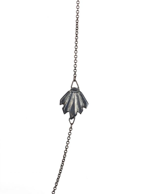 Chintila Pendant Necklace – Black & Gold