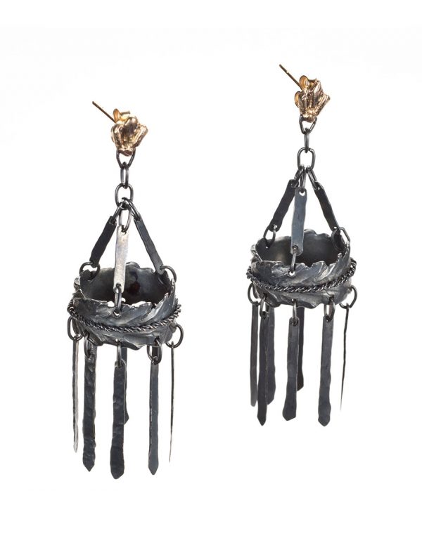 Medievo Earrings – Black & Gold