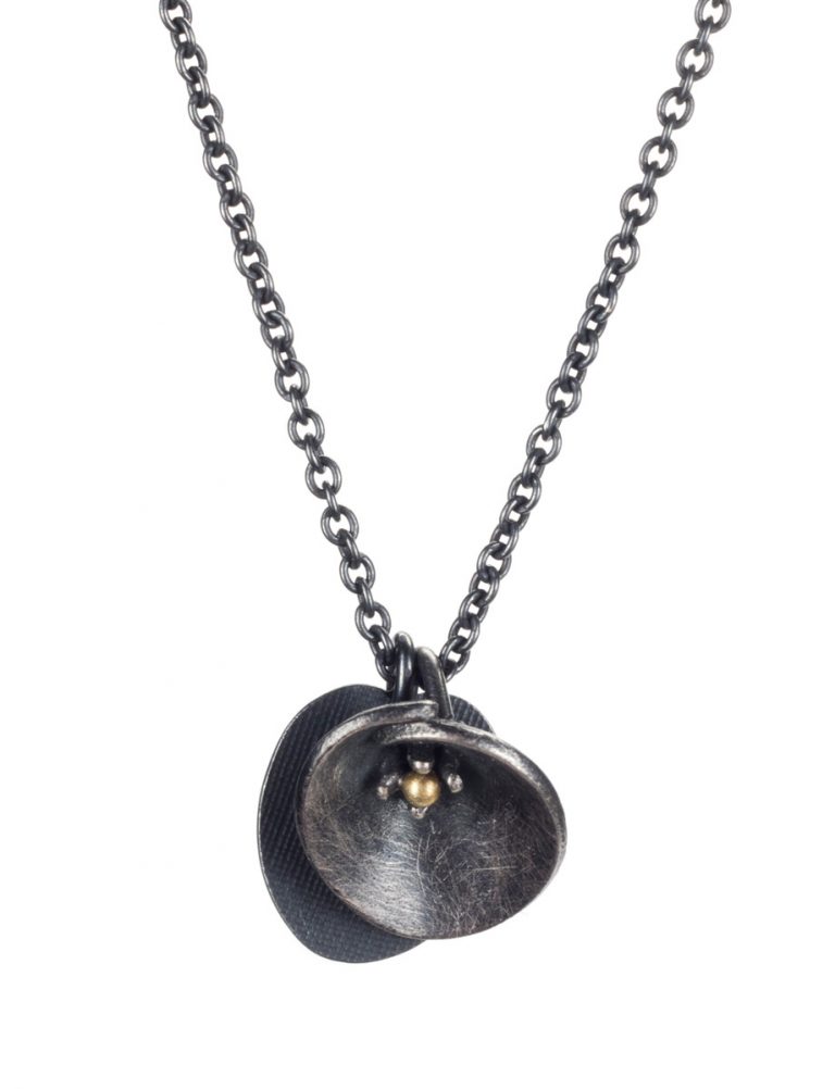 Water Lily Necklace – Black & Gold