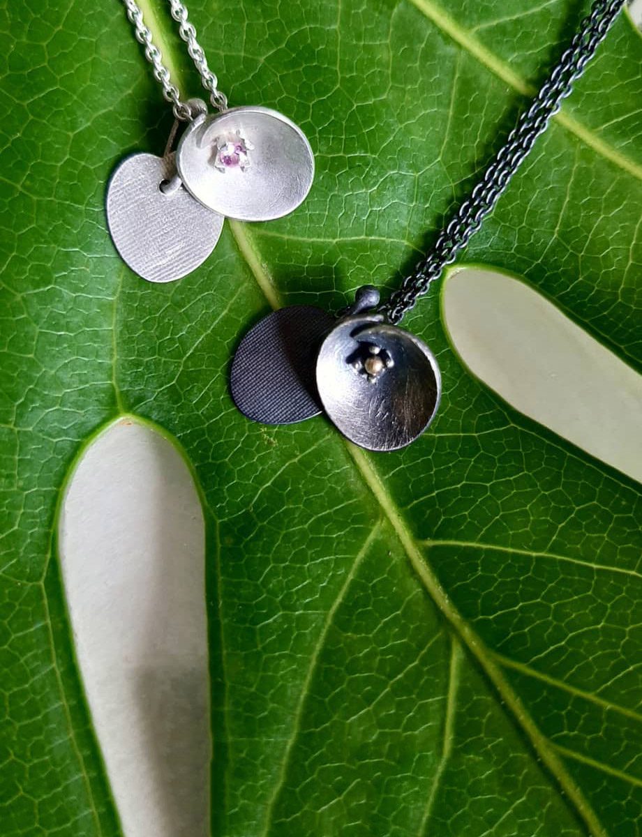 Lily clearance necklace silver