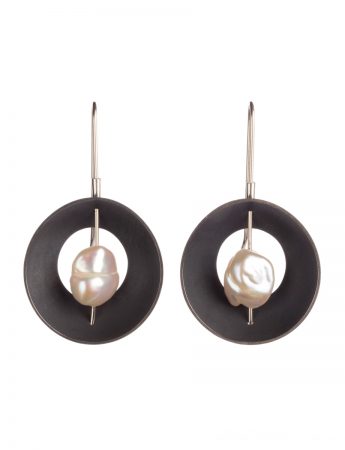 Open Sea Dish Keshi Pearl Hook Earring – Black