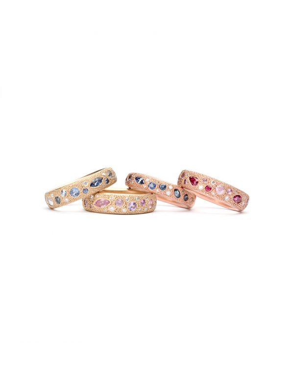 Medium Blue Eternal Love Ring – Yellow Gold