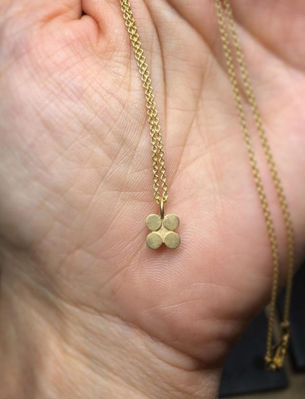 Mini Secret Hearts Necklace – Yellow Gold & Diamond
