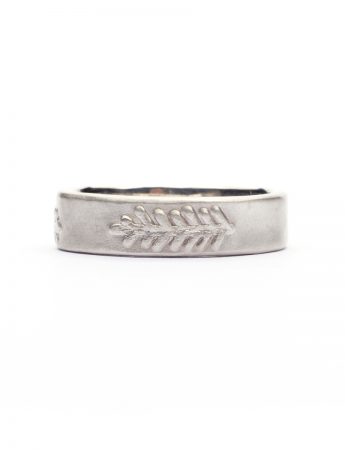 Canyon Feather Ring – Silver