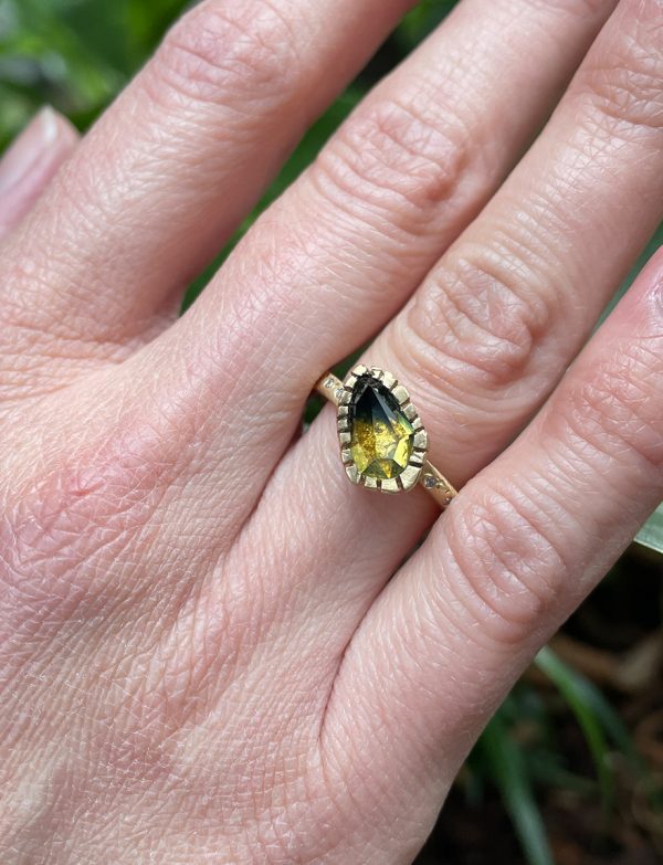 Textura Endellion Ring – Sapphire & Diamond