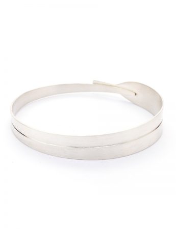 Eucalyptus Leaf Bangle – Silver