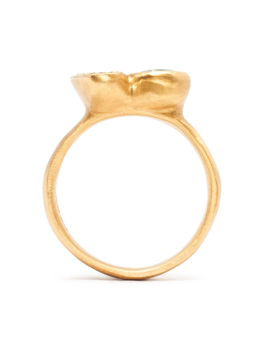 Back Beach Ring – Sapphire & Diamonds
