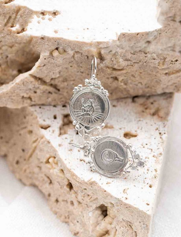 Oracle Veritas Earrings – Silver