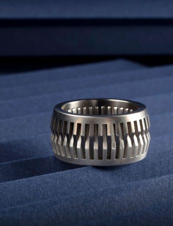 Splice Ridge Ring – Titanium & Silver