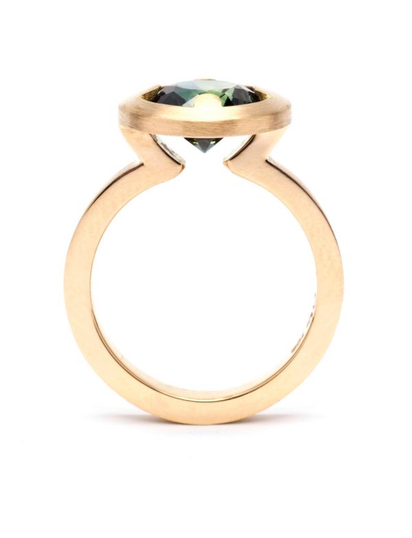 Flush Halo Ring – Gold & Green Sapphire