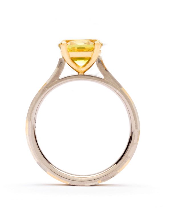 Golden Terrain Ring – Yellow Sapphire