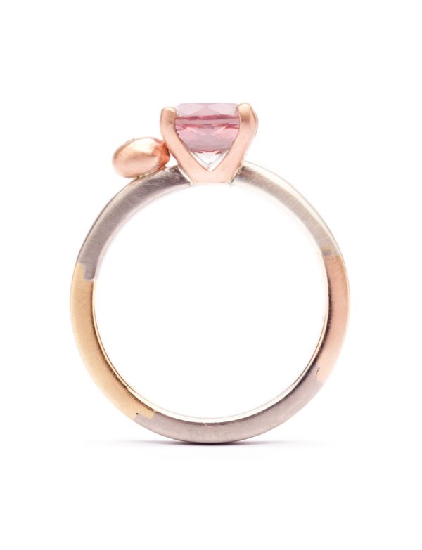 Phases Ring – Morganite & Champagne Diamond