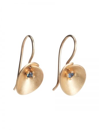 Small Water Lily Earrings – Gold & Sapphire