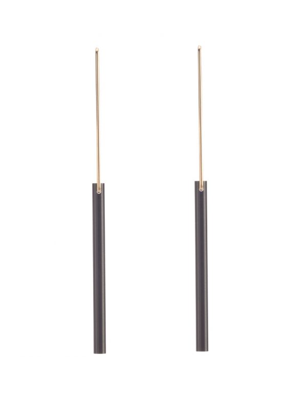 Short Hidden Line Earrings – Black & Gold