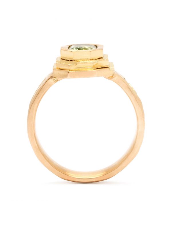 Pilar Ring – Green Sapphire