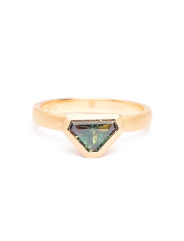 Woodlands Ring – Yellow Gold & Parti Sapphire
