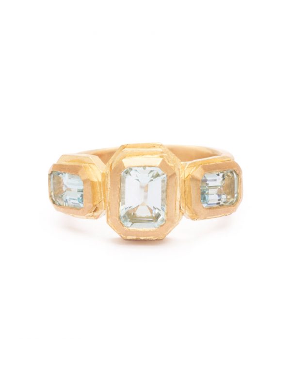 Las Tres Nereidas II Ring – Yellow Gold & Aquamarines