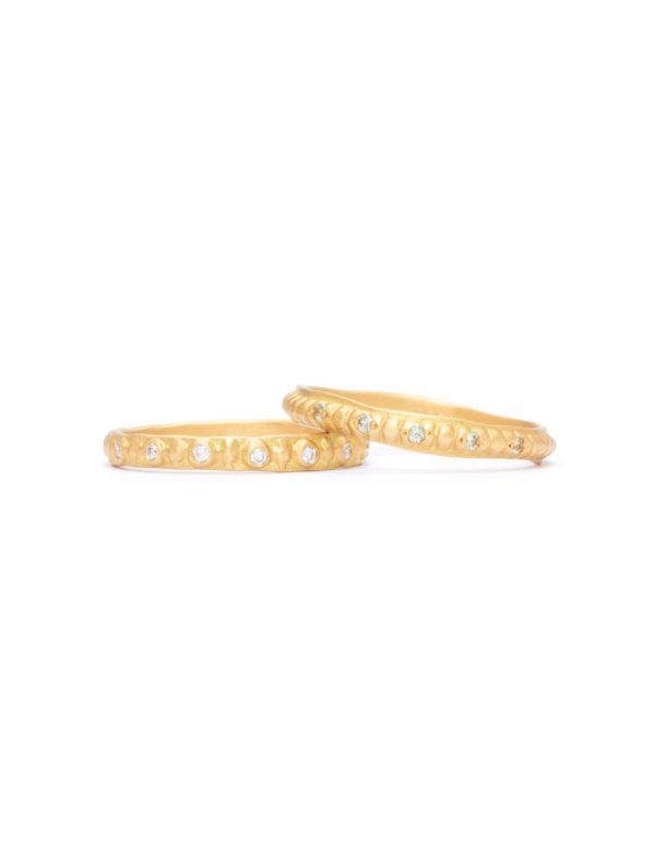 Istanbul Stitches Ring – Yellow Gold & Sapphires