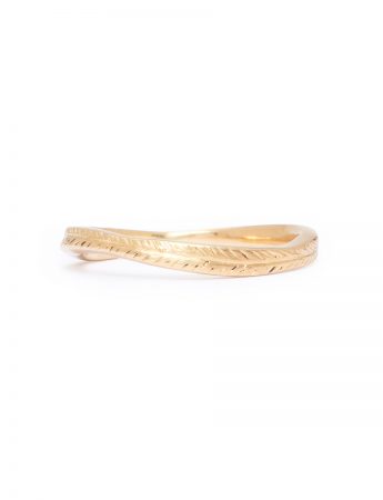 Undulating Feather Ring – Yellow Gold