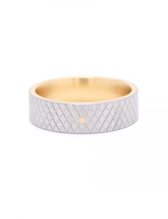 Diamond-Cut Sleeved Ring – Yellow Gold & Stainless Steel