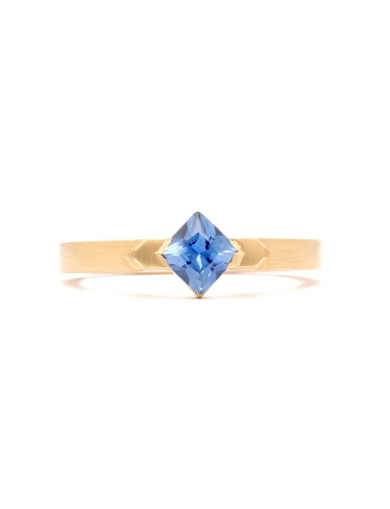 Square Solitaire Ring – Gold & Ceylon Sapphire