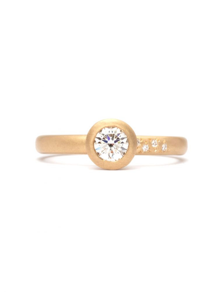 Snowflake Ring – Yellow Gold & Diamond