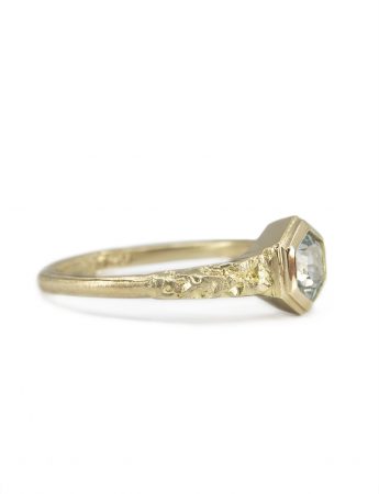 Earth Geometries Aquamarine Ring – Yellow Gold