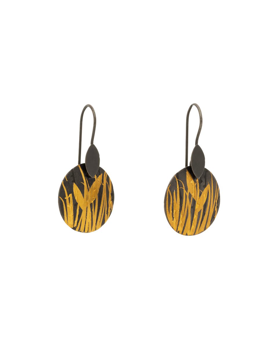 Small Round Grasses Earrings – Blackened Silver & Gold