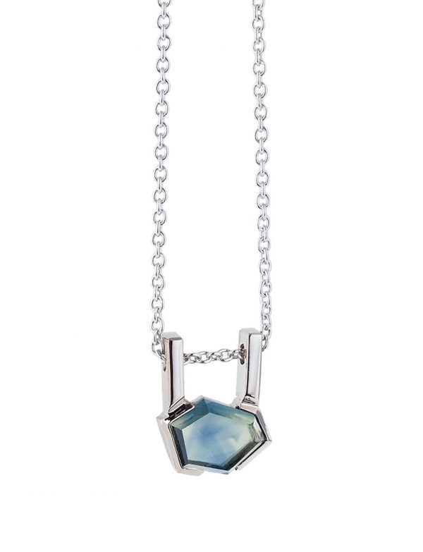 Agility Necklace – White Gold & Sapphire