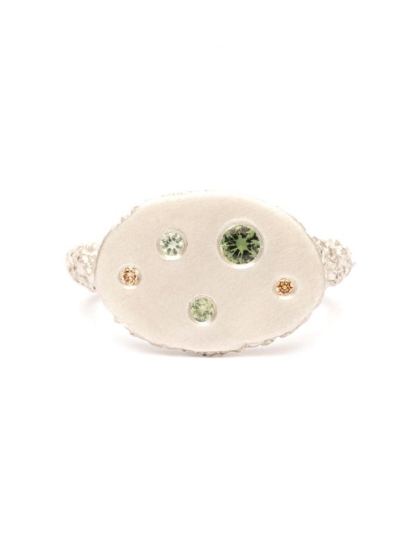 Shield Signet Ring – Sapphire & Diamond