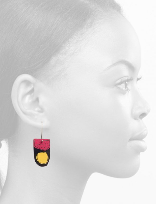 Apron Reversible Earrings – Yellow & Magenta