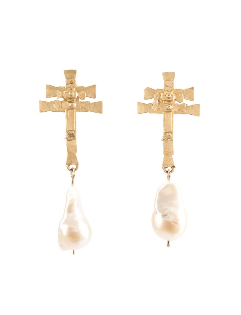 Caravaca Earrings – Gold & Keshi Pearl