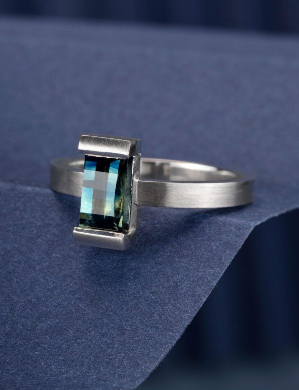 Falling Water Ring – Pixel Cut Australian Sapphire