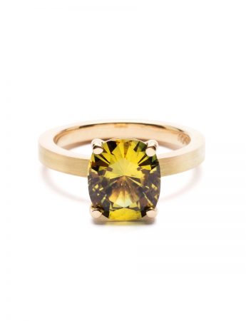 Four Claw Ring – Gold & Australian Yellow Sapphire