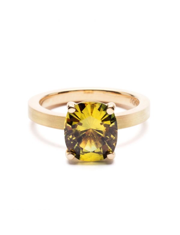 Four Claw Ring – Gold & Australian Yellow Sapphire