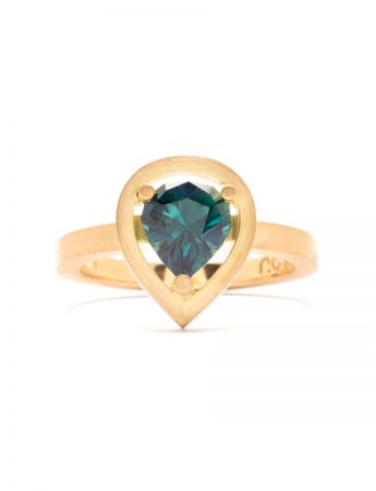 Pear Halo – Yellow Gold & Australian Sapphire