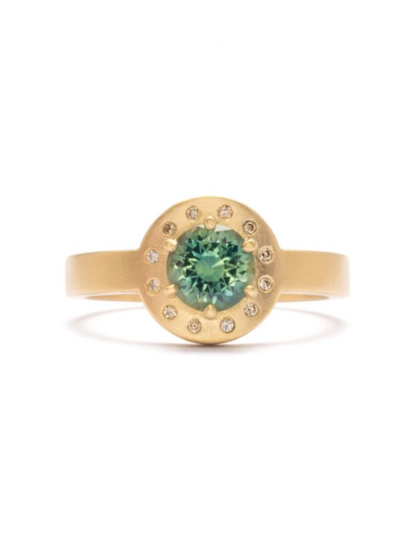 Circle Outline Ring – Light Green Sapphire & Diamonds