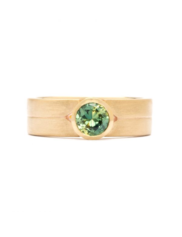 Lotus Ring – Yellow Gold & Australian Green Sapphire