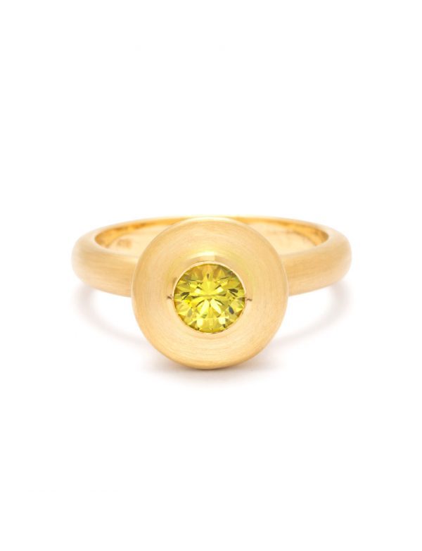 Flare Ring – Yellow Australian Sapphire
