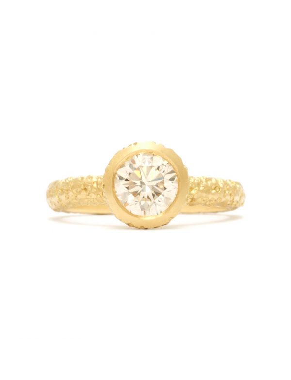 Bezel Ring – Yellow Gold & Champagne Diamond