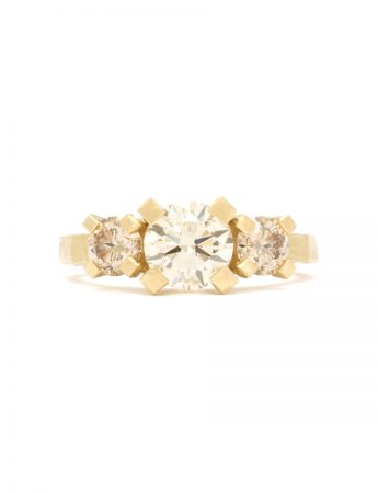 Classic Brutal Ring – Yellow Gold & Champagne Diamonds
