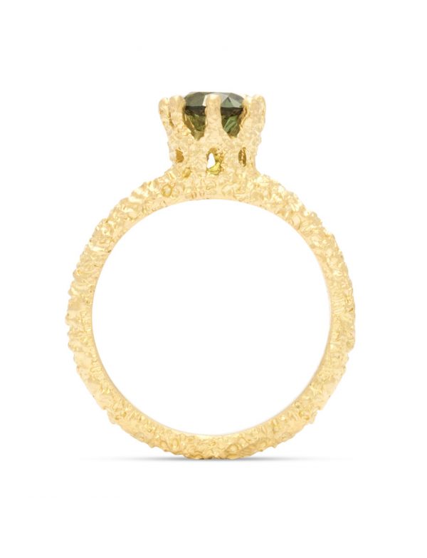 Lost Crown Ring – Yellow Gold & Green Sapphire