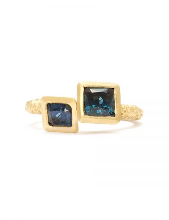 Rei Ring – Yellow Gold & Blue Sapphires