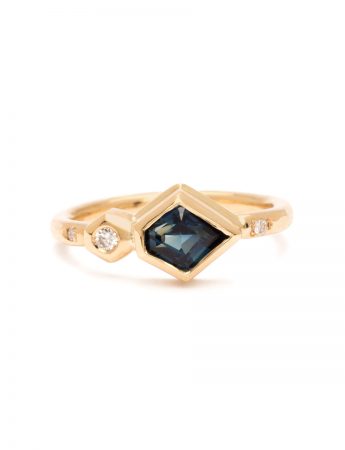 Blue Sky with Weather Vane Ring – Sapphire & Diamond