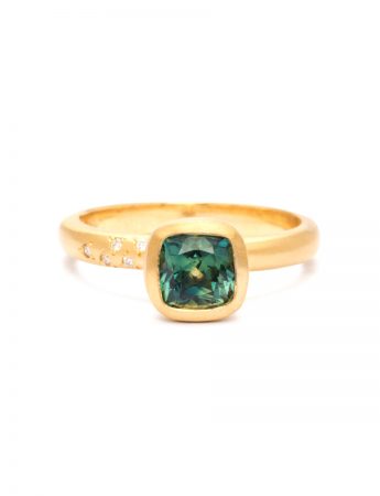 Springtime Ring – Parti Sapphire & White Diamond