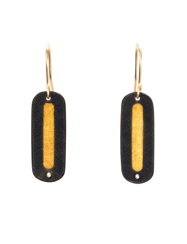 Earth (Ttang) Hook Earrings – Black & Gold