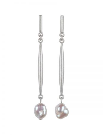 Point of Stillness Stud Earrings – Silver & Pearl