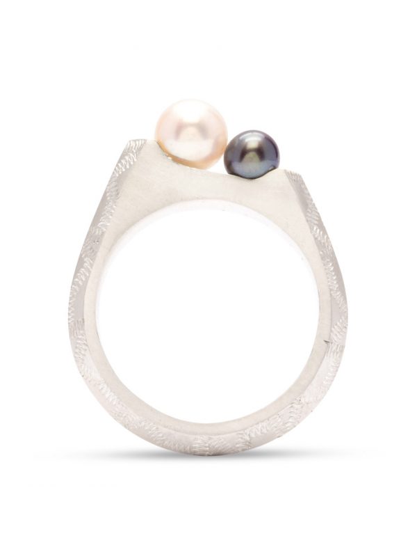 Duality Ring – Silver & Freshwater Pearl