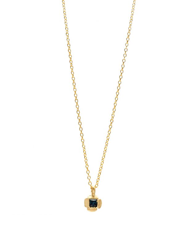 Memento Necklace – Yellow Gold & Sapphire