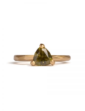 Three Claw Ring – Yellow Gold & Green Sapphire